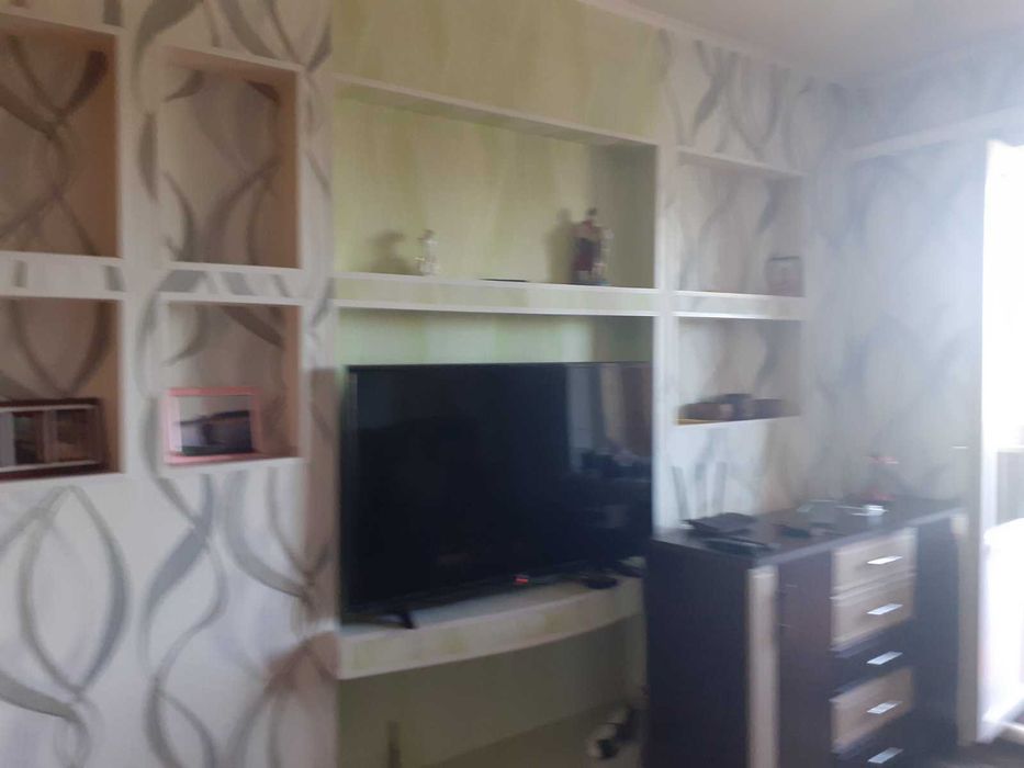 Продам  2 кімнатну квартиру с. м.Снітинка  Киівська обл.