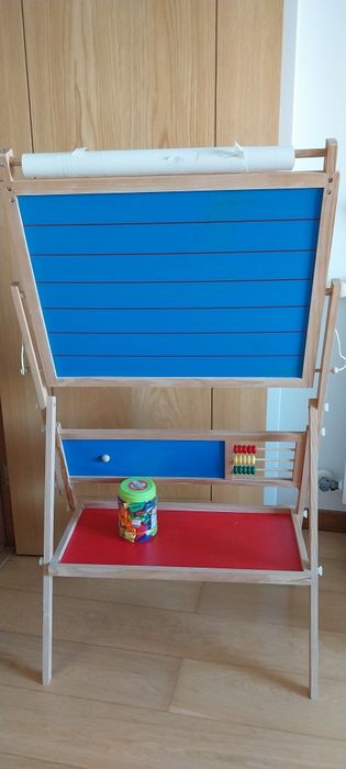 Quadro duplo madeira de criança com letras e papel