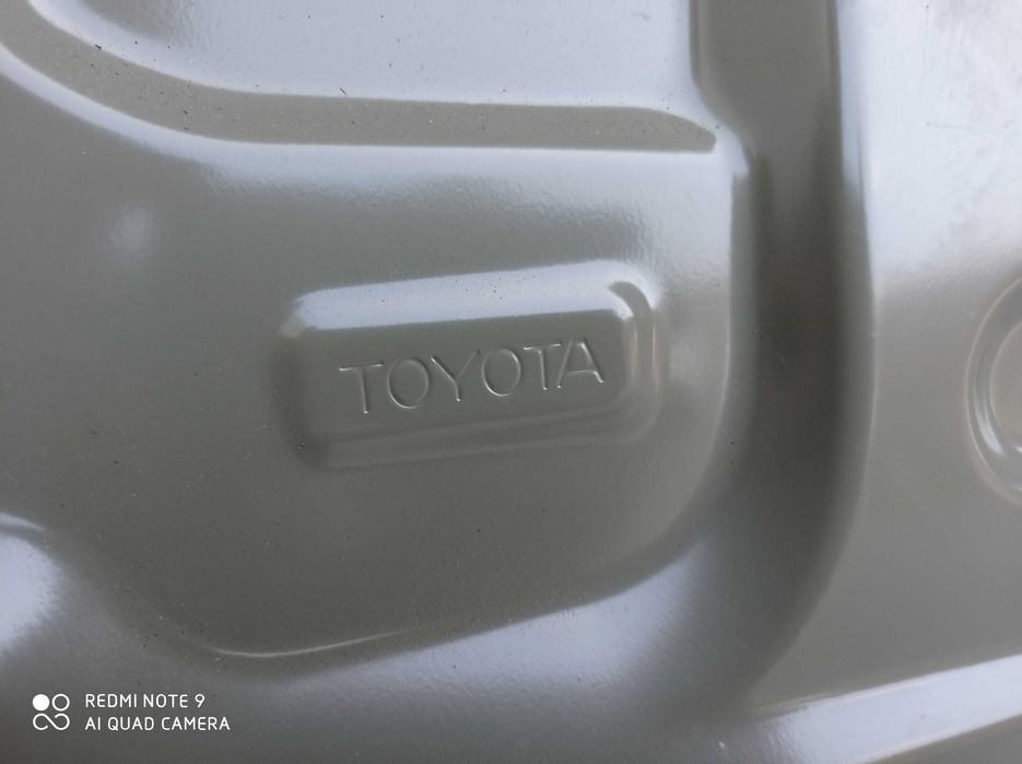 Дверь двері 67004-0E190 Toyota Highlander Хайлендер 2019-2023 оригінал