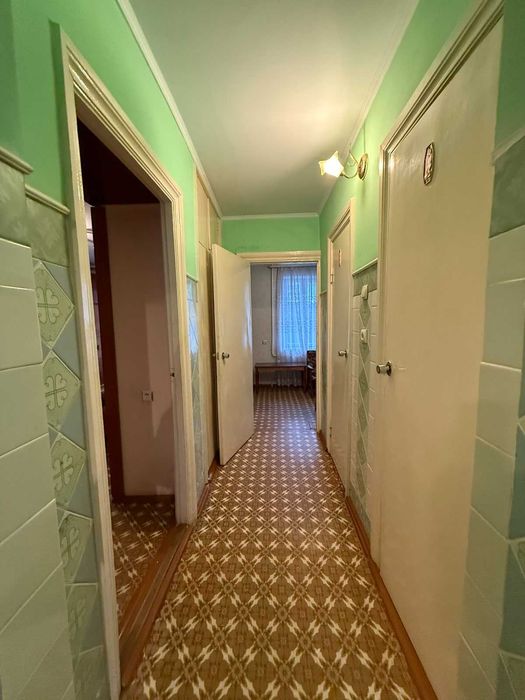 3к класне планування+меблі+середній поверх ID:41776