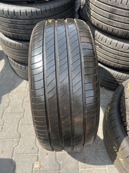 Opona Michelin 245/45/19 pojedynka