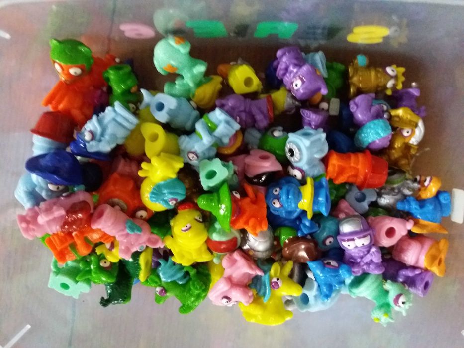 Novo preço-Zomlings-Serie-1/2/3/5/6 completas 50€ CADA