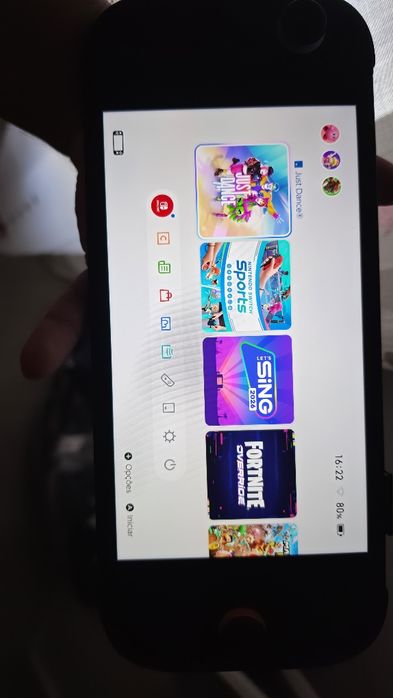 Vendo Nintendo Switch 2 + jogos