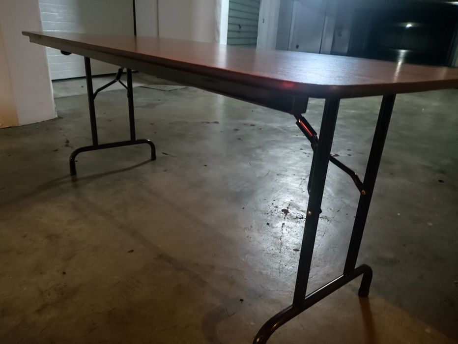 Mesa para jantares ou banquete