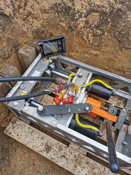 Przecisk sterowany Cobra-50