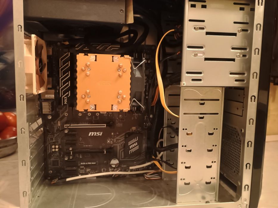 Системний блок на Ryzen 7 3700x