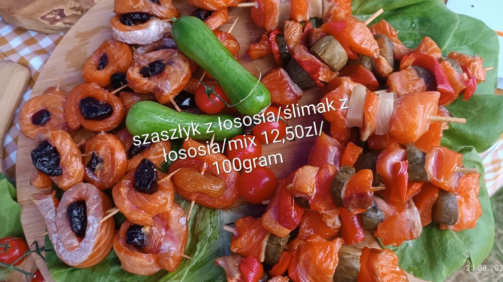 Łosoś, ryby wędzone tradycyjnie.