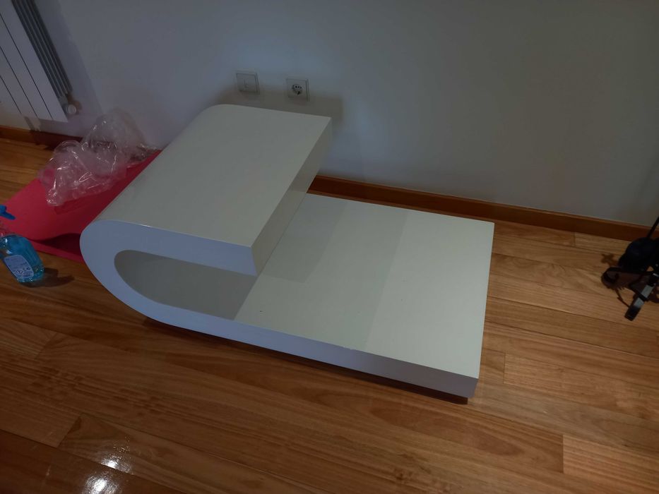 Mesa de centro ou de apoio