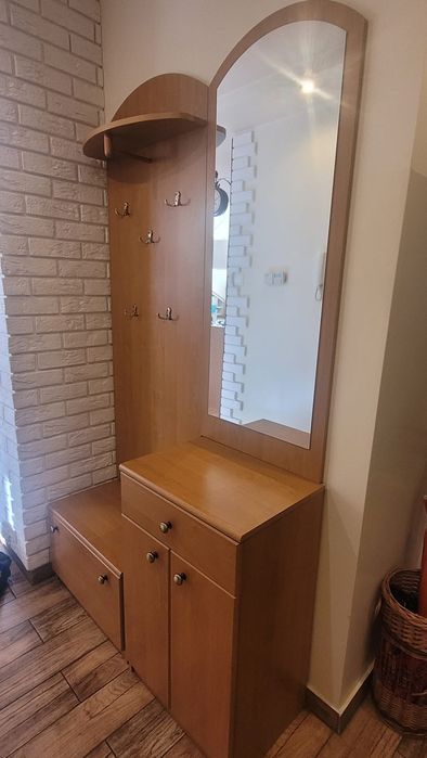 Zestaw mebli do przedpokoju