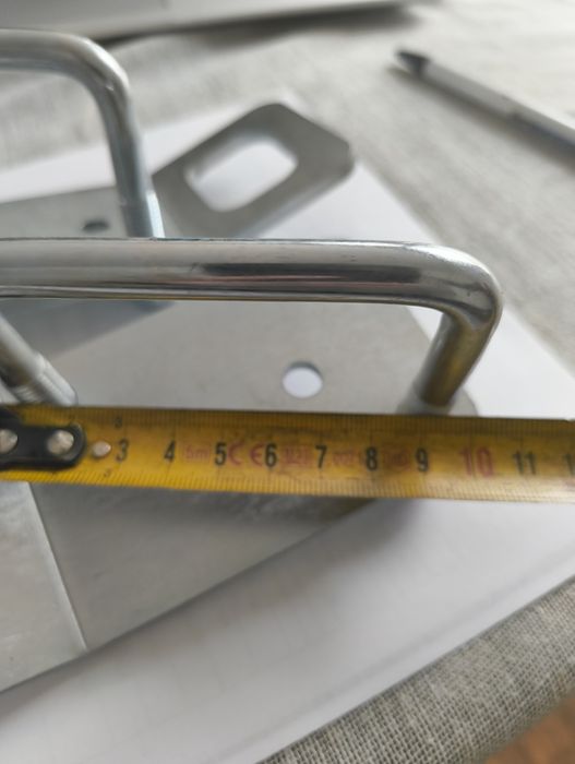 Komplet Ucha mocujace do pasów transportowych