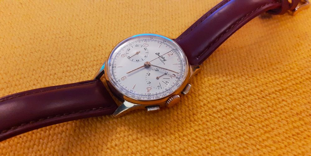 Breitling Cadette Chronograph de  1945, original, em excelente estado.