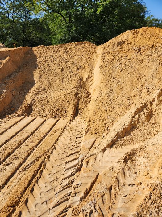 Piasek żwir dolomit ziemia wywóz gruzu kamień ozdobny granit