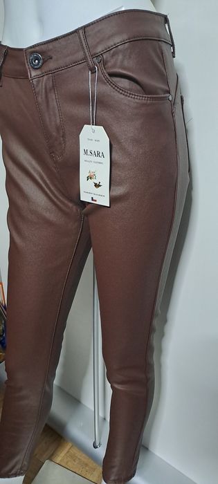 Spodnie M-Sara czekoladowe woskowane