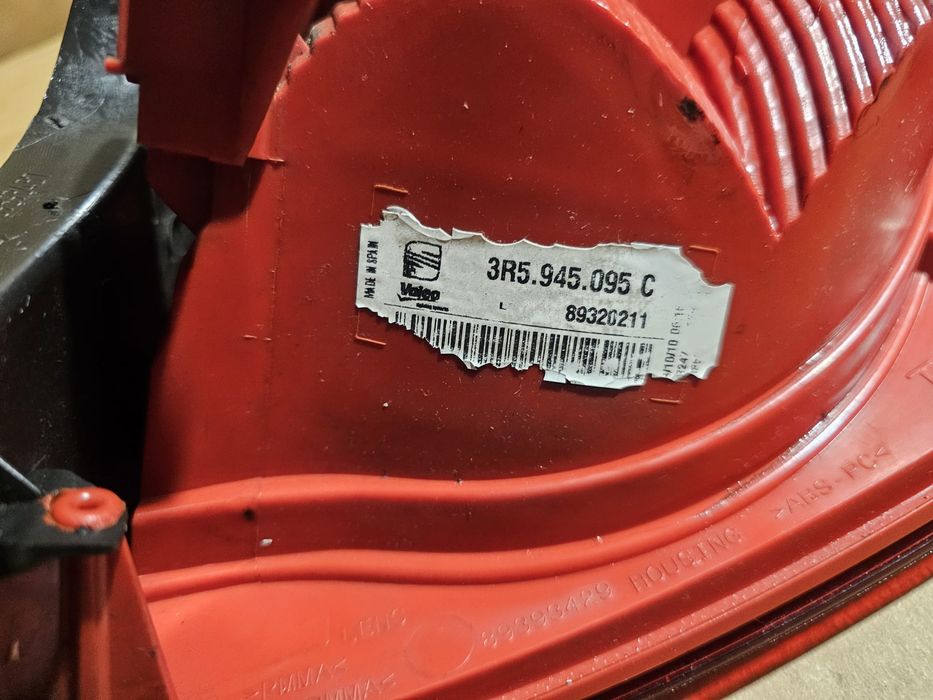 Lampa tył tylna lewa karoseryjna Seat Exeo Eu