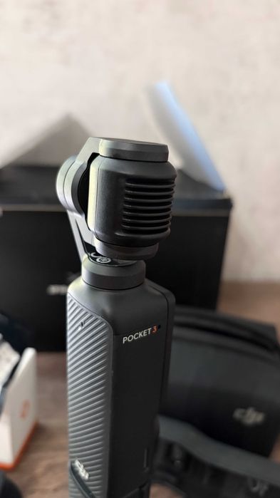 DJI Osmo Pocket 3 Creator Combo без Mic 2 + аксесуари