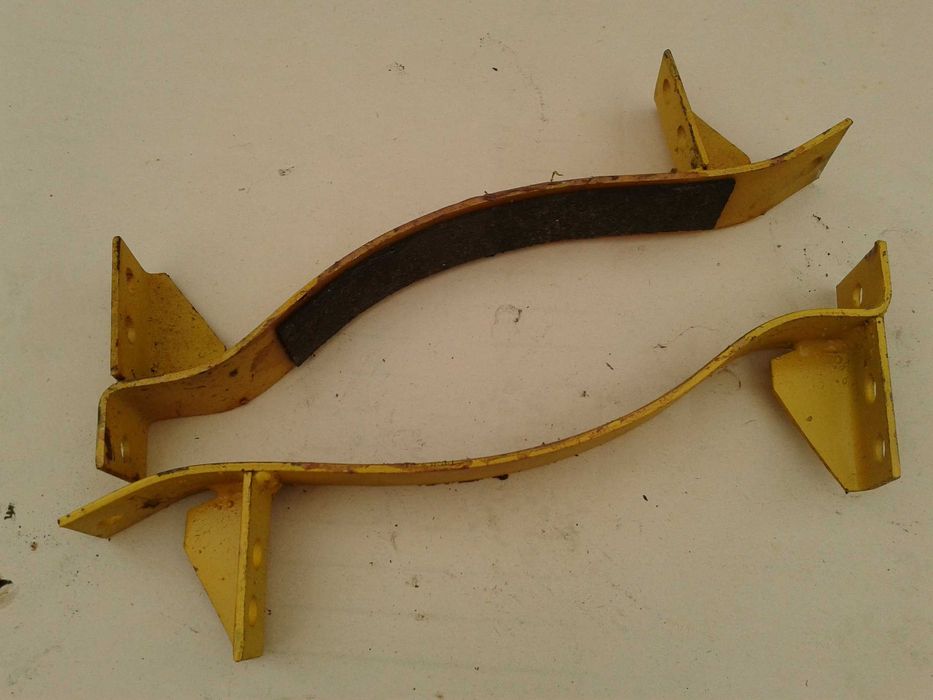 крепления с хомутом для газового баллона