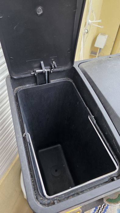 Contentor de Resíduos em PVC