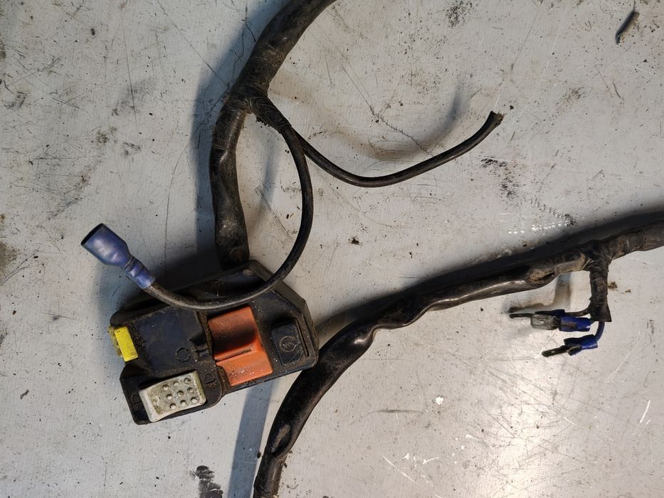 Włącznik przełącznik świateł zaplonu honda trx 350