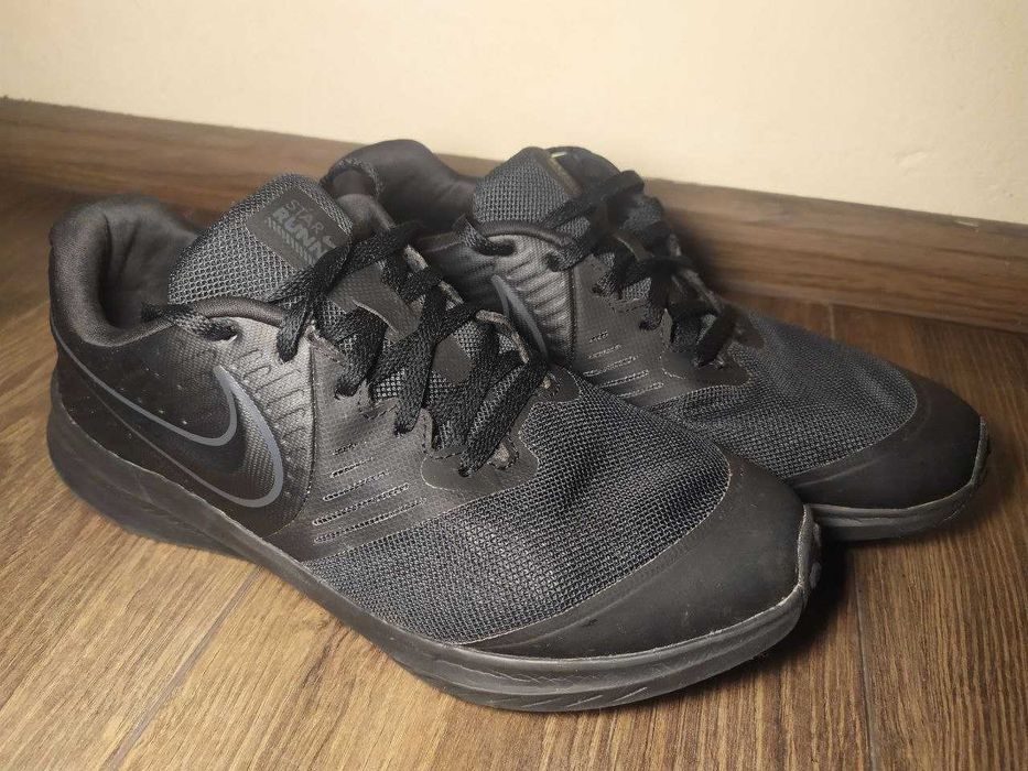 Кросівки для бігу оригінал NIKE Star Runner 2