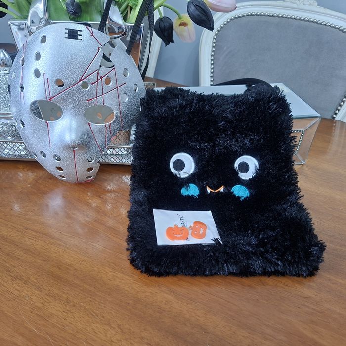 Zestaw Halloween torba torebka na cukierki słodkości  maska kolczyki dynia