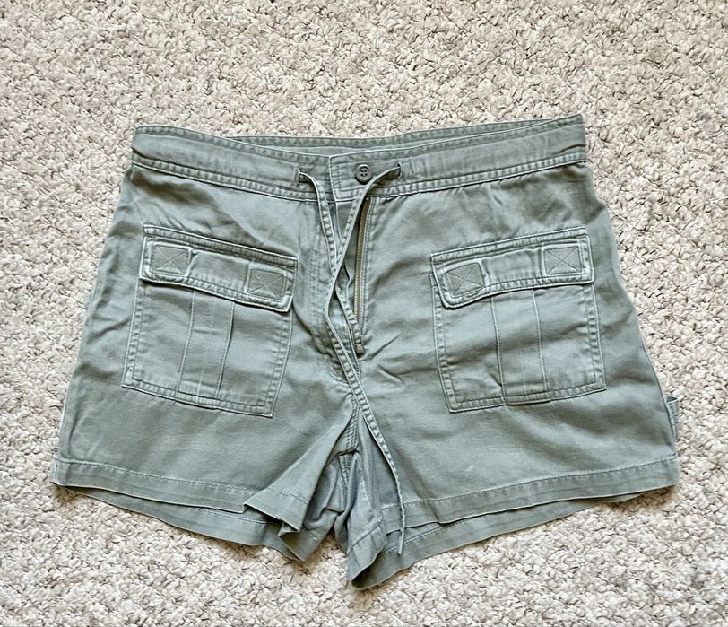 Szorty cienki jeans w kolorze oliwkowym Miss Selfridge