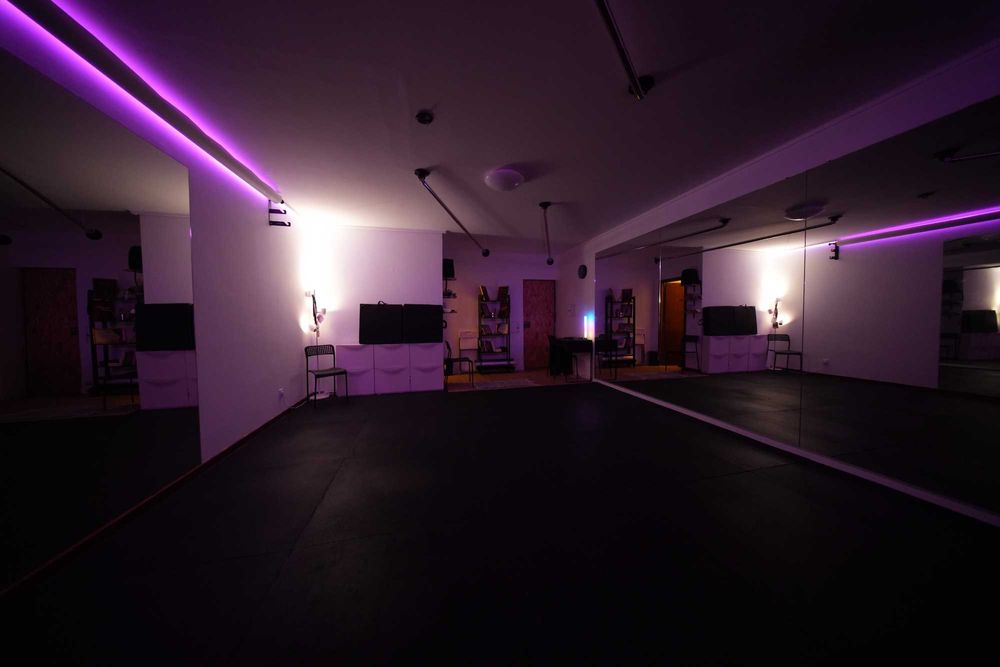 Estúdio de dança, pilates, yoga, Pt, massagens