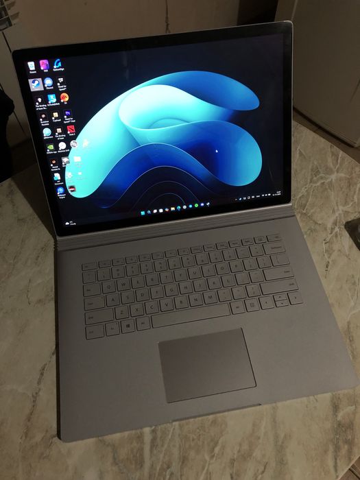 Surface Book 3 15” GeForce GTX 1660 Ti Max Q 16/256