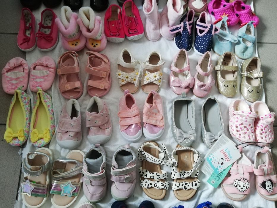 Buciki sandałki kozaczki pantofelki