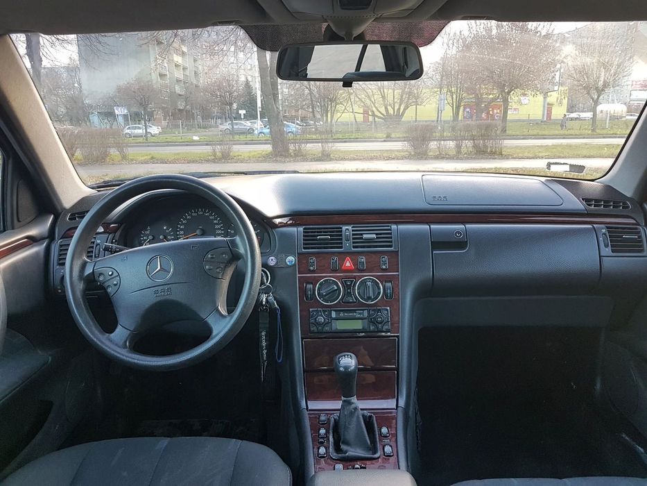 Mercedes-Benz Klasa E Mercedes-Benz Klasa E W210 2.2 CDI
