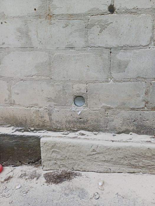 Утеплення будинків піноізолом рідким пінопластом