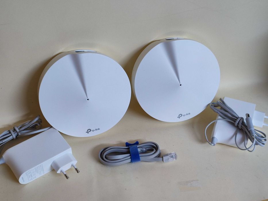 2x TP-Link Deco M9 Plus AC2200 Mesh Wi-Fi