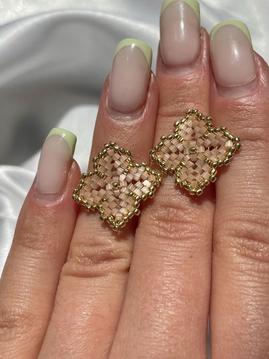 Сережки з бісеру  Van Cleef