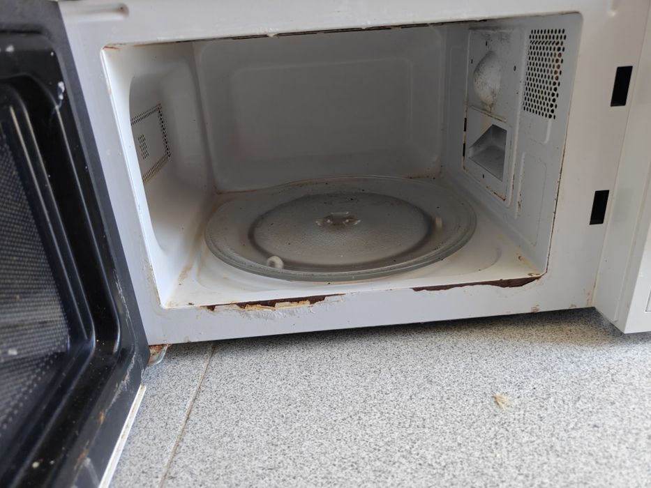 Microondas para desocupar