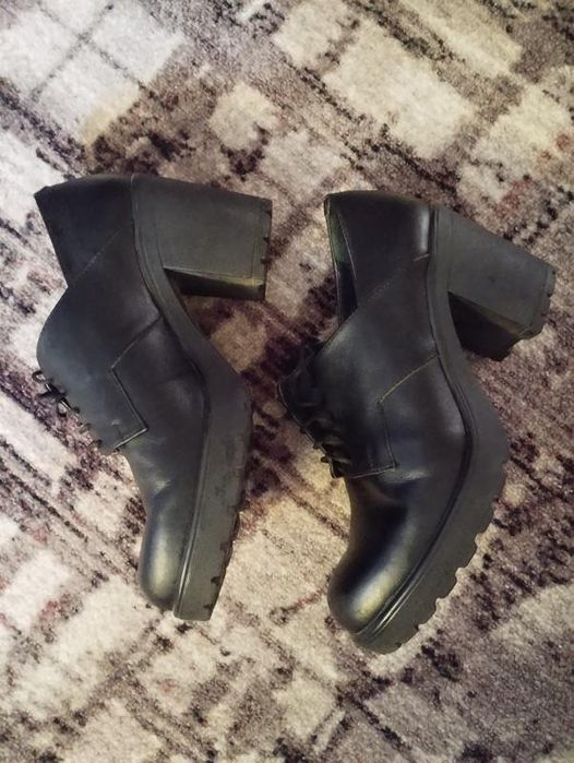 Туфли ботинки 39 р. Кожа