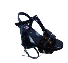 BnW czarne damskie  sandały na obcasie, lakierowane