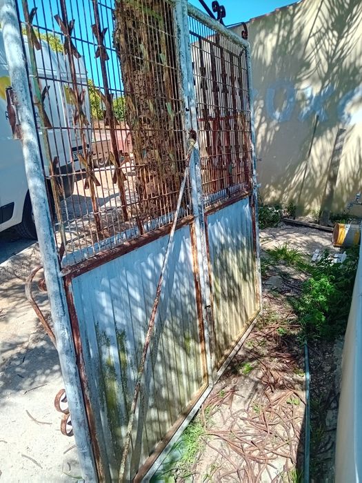 Portao em ferro de 3 folhas