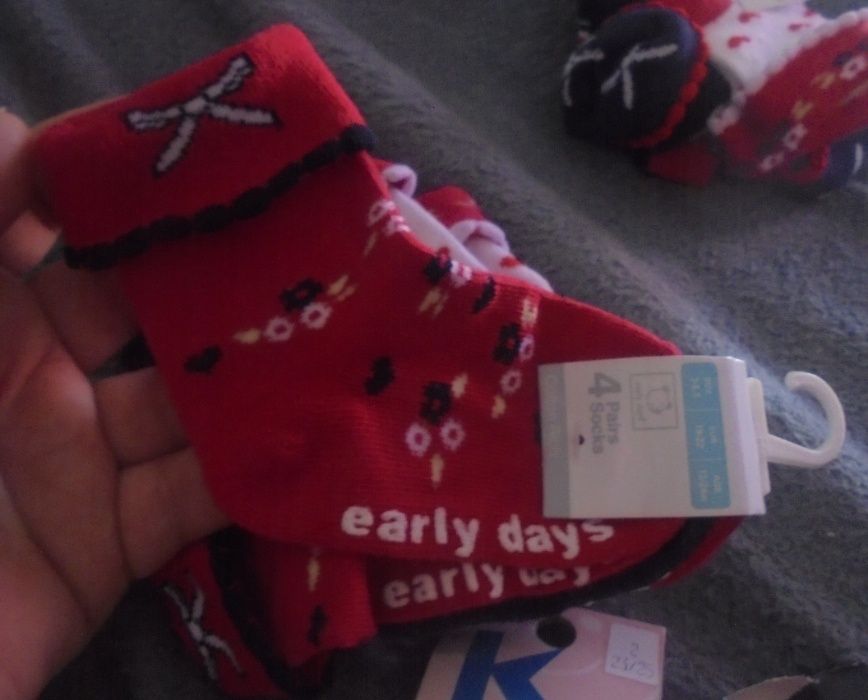 Meias de menina novas