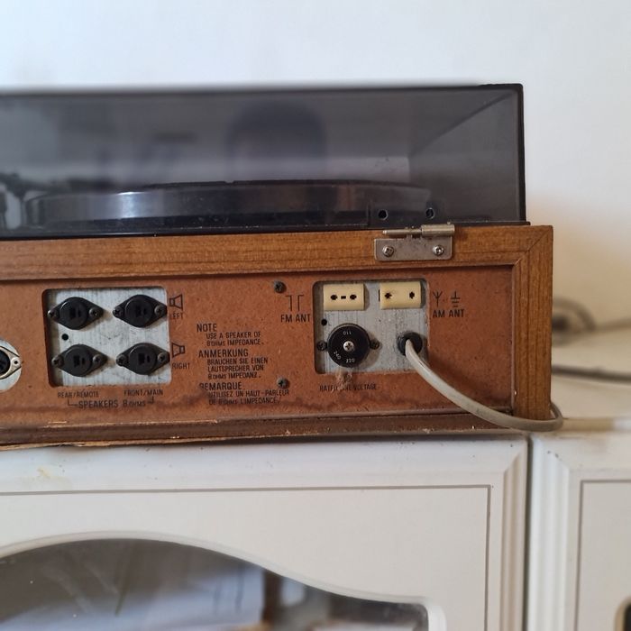 Leitor de vinis marca charp