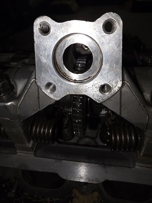 Głowica Głowice prawa lub lewa Bmw e60 e65 e53 e63 e70 n62b48  reg