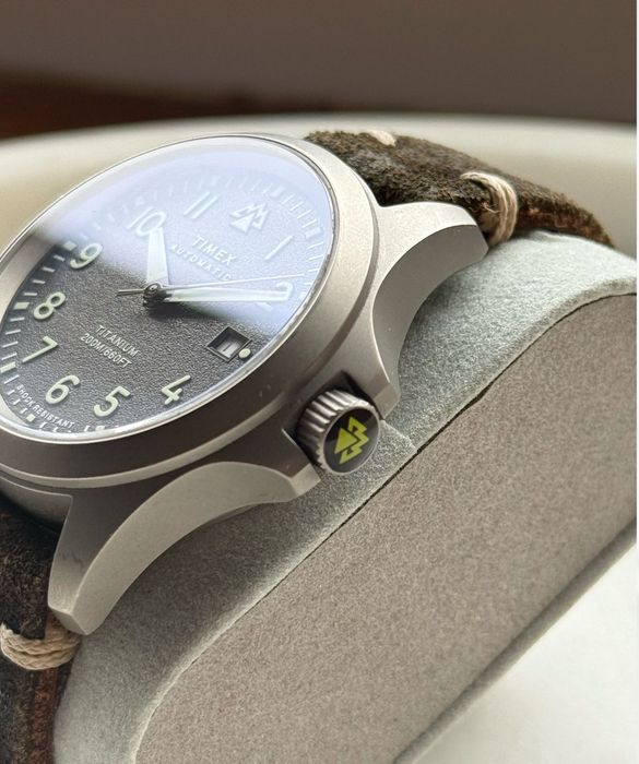 Timex Expedition® Field Post Titanium Automatic