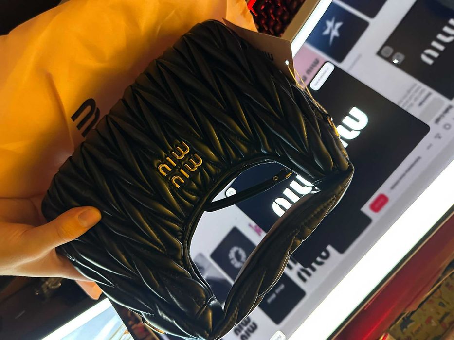 Bolsa preta MIU MIU