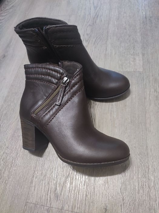 Демісезонні чоботи, черевики жіночі, чобітки Clark's