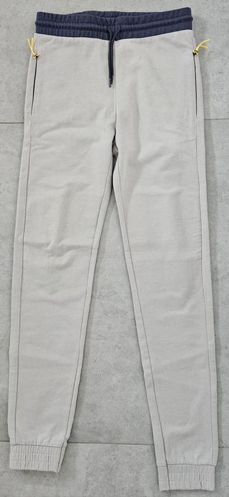 Mayoral spodnie dresowe chłopięce 134