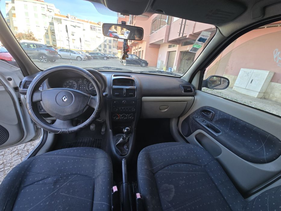 Renault Clio 1.5 dci ano 2003