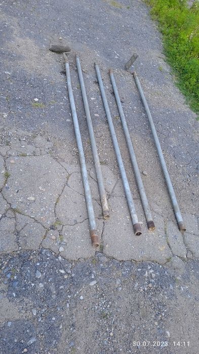 Трубы из алюминия. 5 штук. 11 м. Собираются. Покраска валиком.