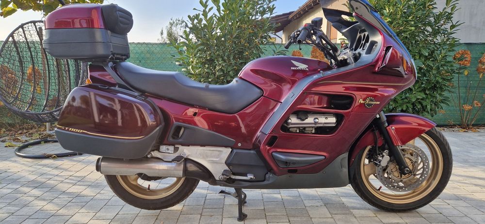 Honda Pan Europen ST 1100