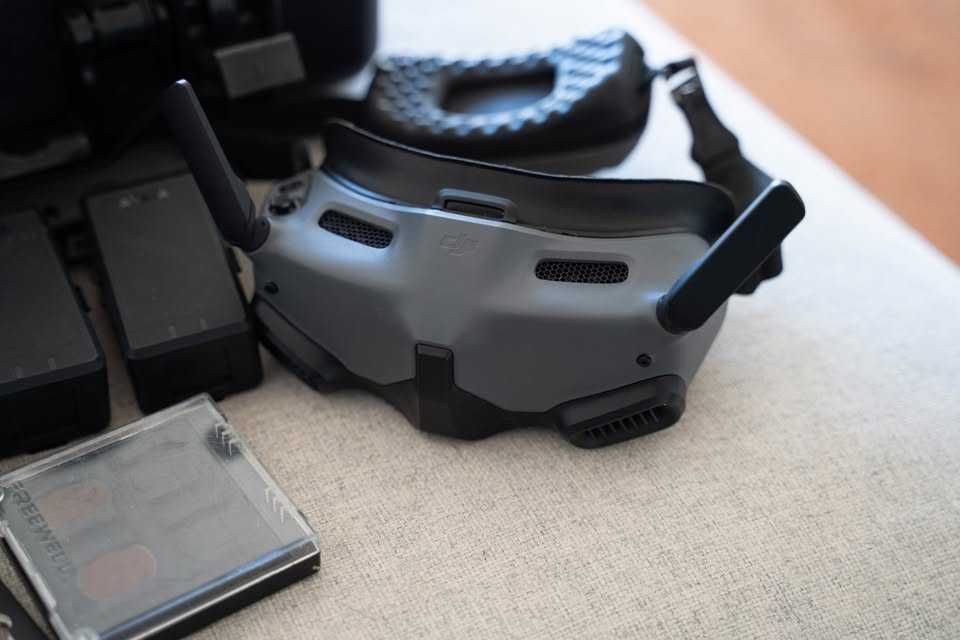 DJI Avata (novo), Fly more, Google Integra, FPV Controller v2, ND, ++