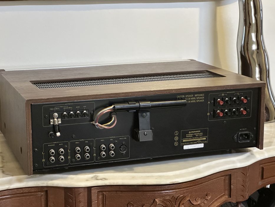 Pioneer SX-737 receiver Japão