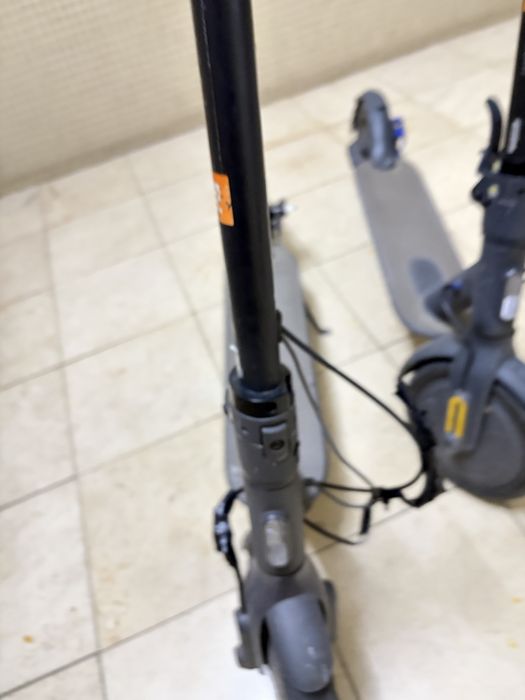 2 trotinetes Xiaomi