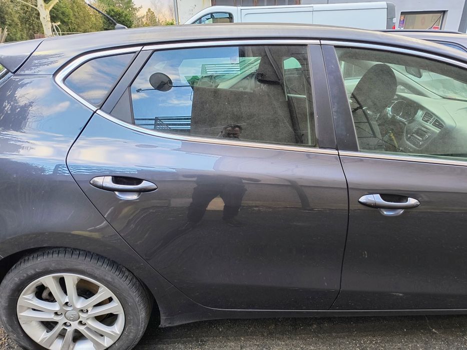 Kia Cee'd II HB 12-18 - Drzwi tył tylne prawe kpl. BE